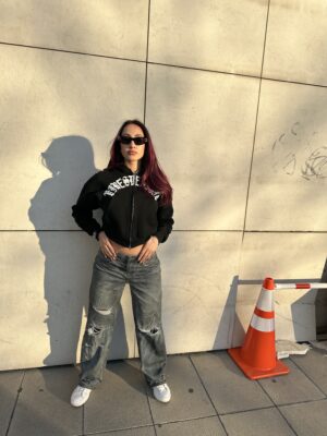 IMG_4099 HOODIE ZIP VIBES NIGHTS MUJER